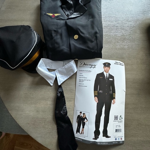 Dreamgirl Men's medium Black Captain Costume Jacket Hugh Jorgan - Picture 2 of 7